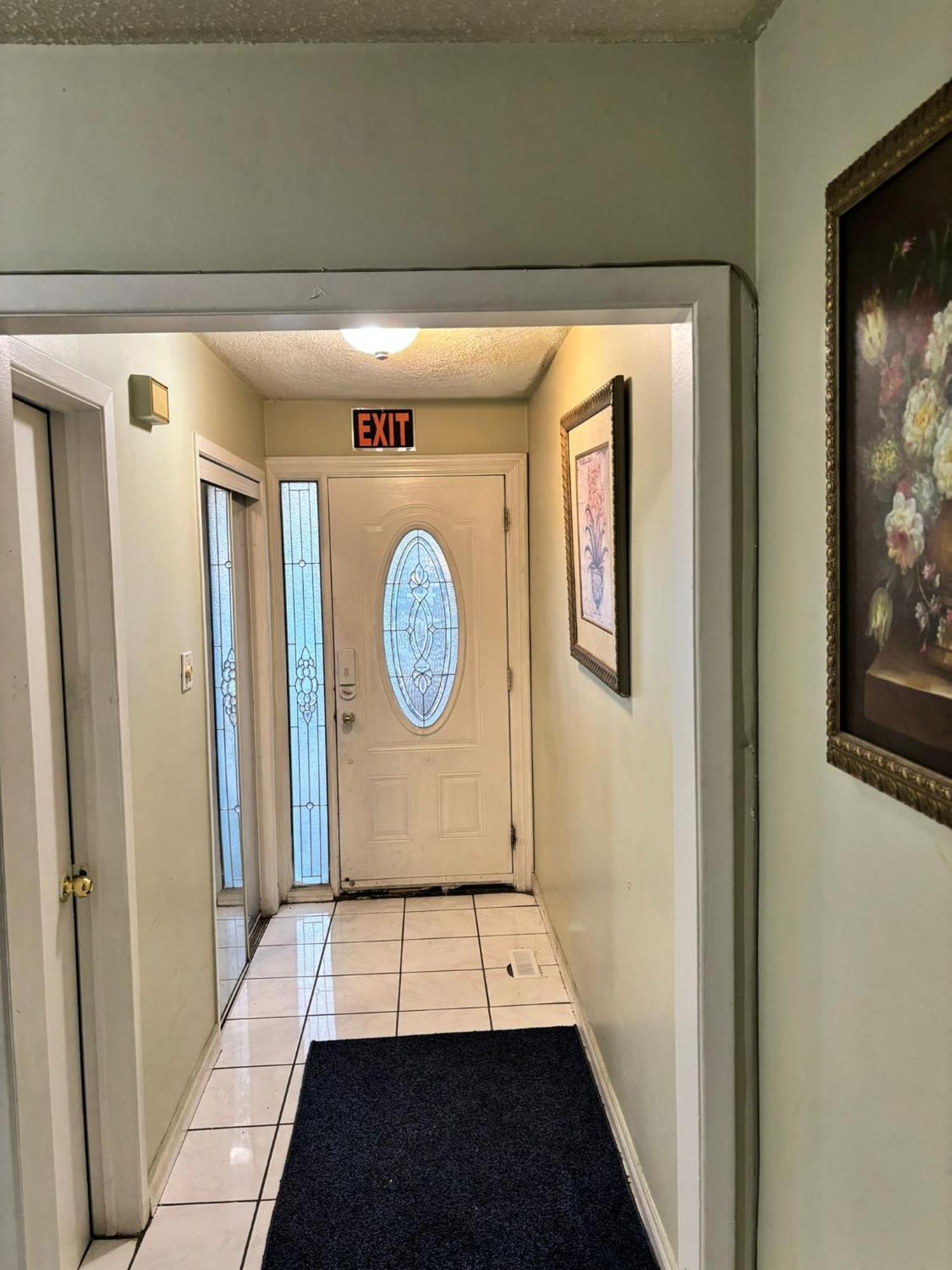 Queen Bedroom Near Sheridan College Brampton Esterno foto